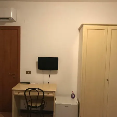Affittacamere Paccagnella Affittacamere *